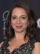 Maya Rudolph Height - CelebsHeight.org