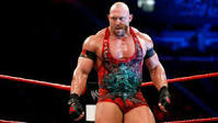 How tall is Ryback?