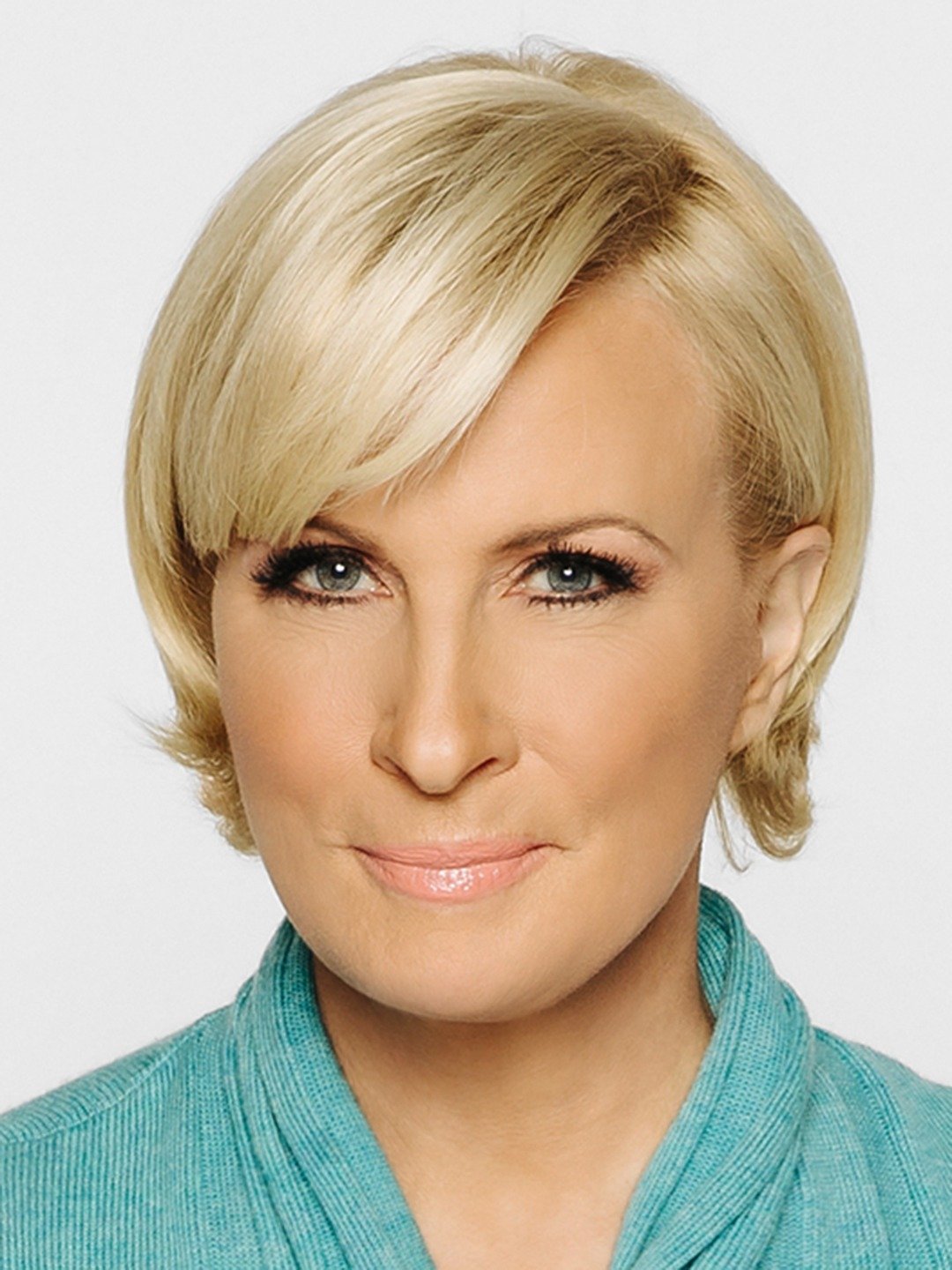 Mika Brzezinski Height - CelebsHeight.org