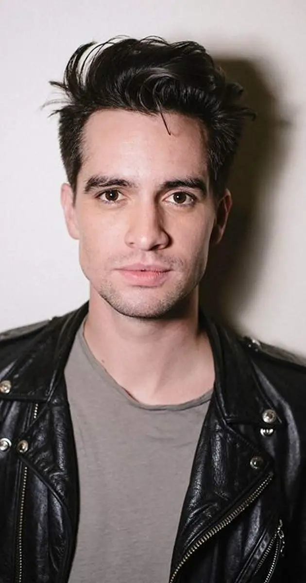 Brendon Urie Height - CelebsHeight.org