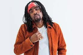 How tall is Wale?