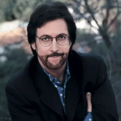 Stephen Bishop Height - CelebsHeight.org