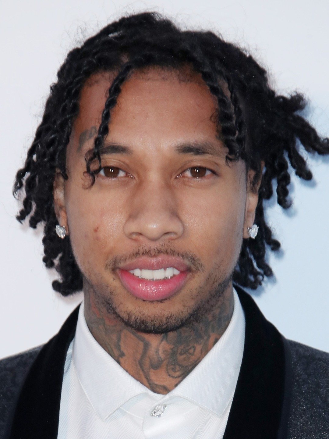 Tyga Height - CelebsHeight.org