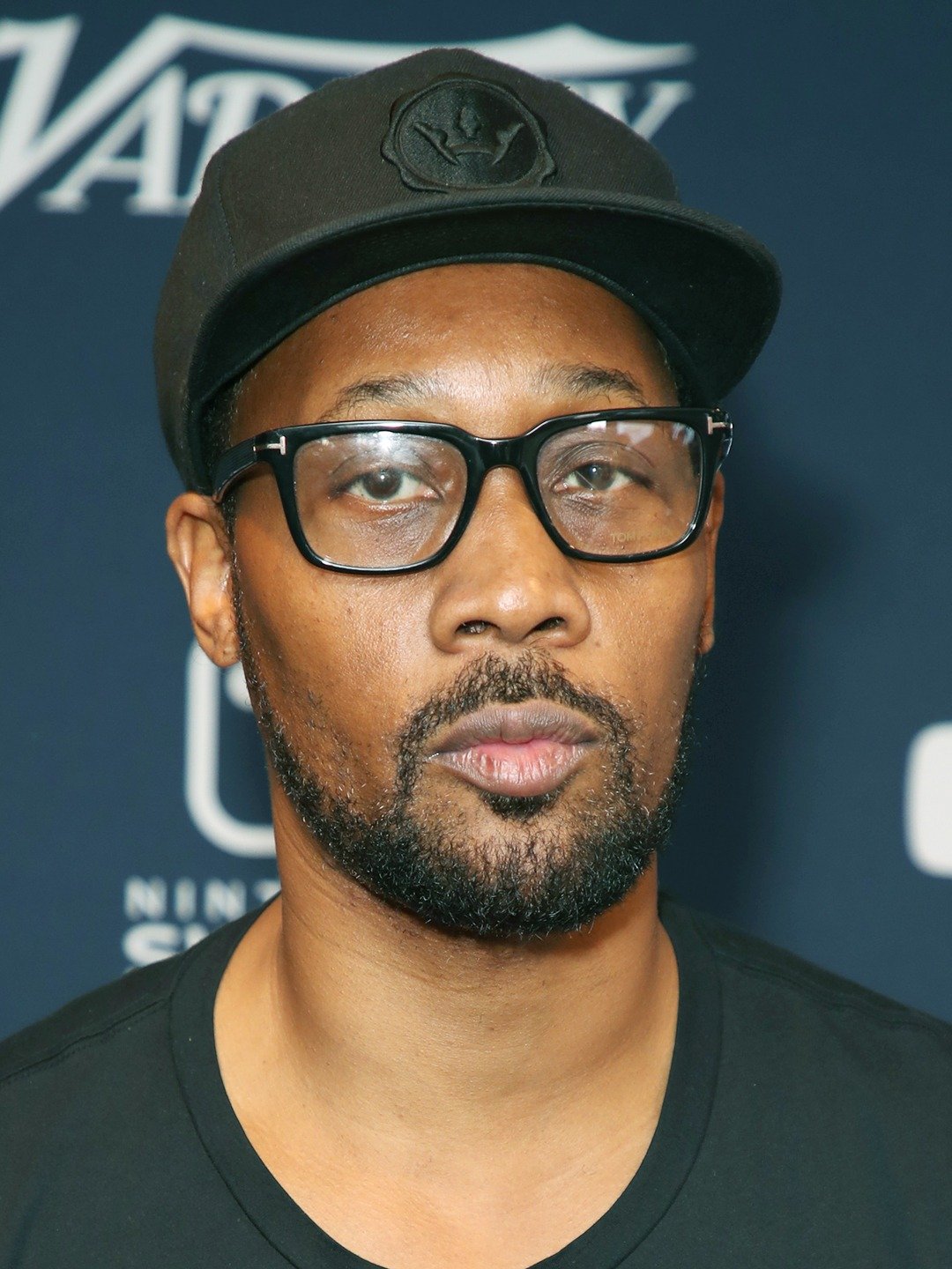 How tall is RZA?