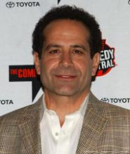 Tony Shalhoub Height - CelebsHeight.org