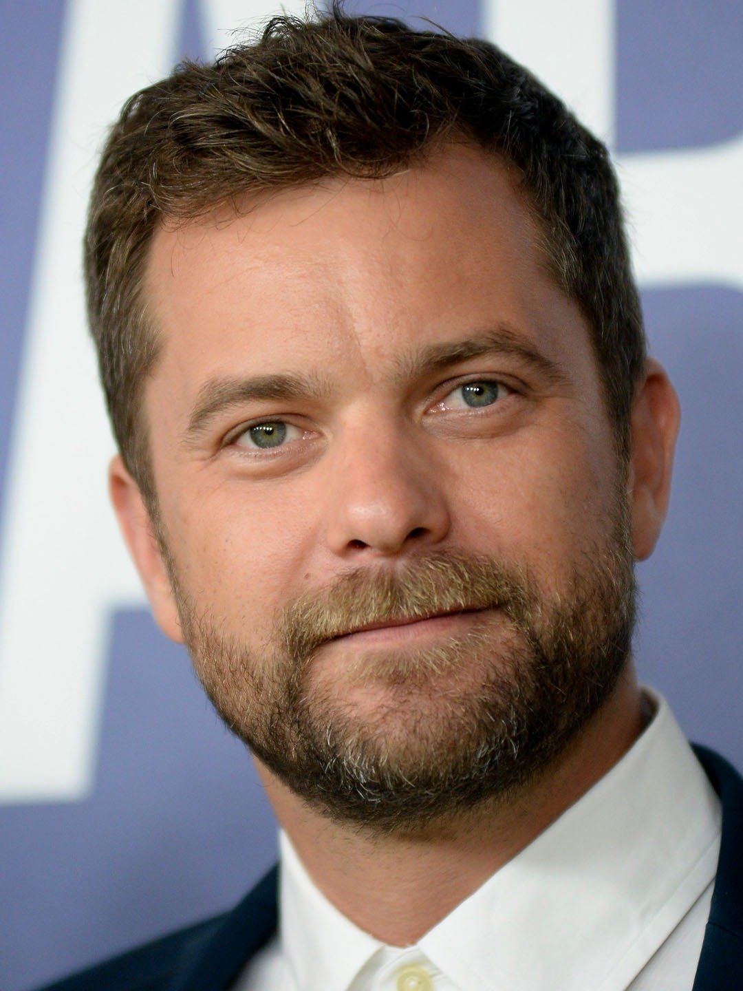 Joshua Jackson Height - CelebsHeight.org