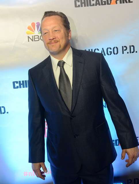 How tall is Christian Stolte?