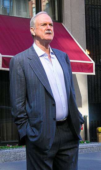 How tall is John Cleese?