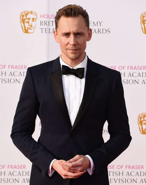 How tall is Tom Hiddleston?